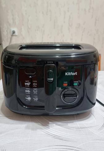 Продам фритюрницу Kitfort КТ-2018