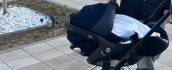 Продам автокресло и базу Cybex