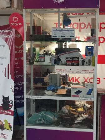 Продаю витрины.