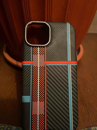 Айфон 13 чехол карбон