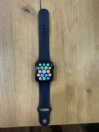 Apple Watch  6 44 mm