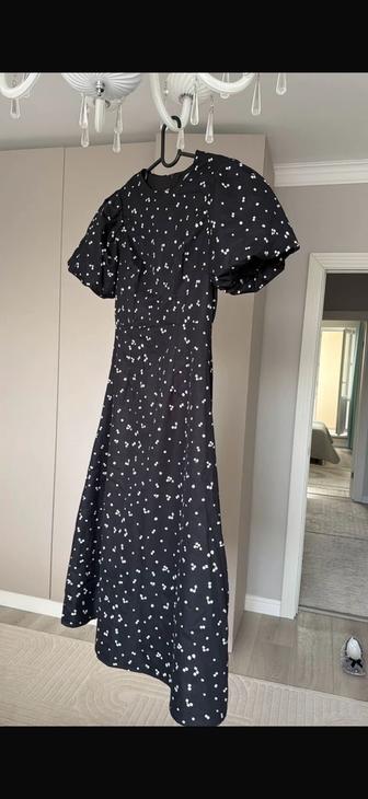 Платье размер М