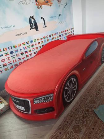 Продам кровать машину !!!!