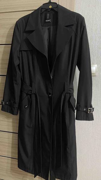 Продам плащ 48-50 размера