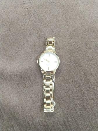 Наручные женские часы PANDORA