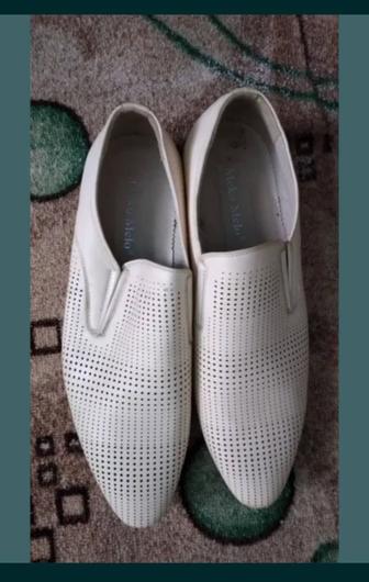 Продам мужские туфли