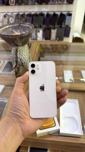 12мини/128г/ в отличном состоянии без дефектов