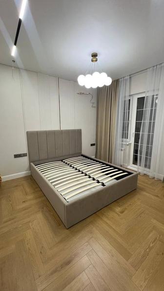 Кровать размер 160/200 с подъемным механизмом