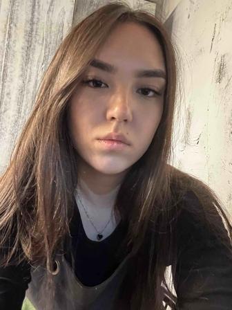 Официант / официантка