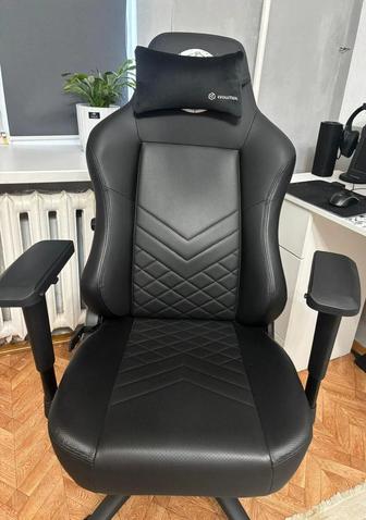 Компьютерное кресло