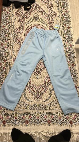 Найк течка синий