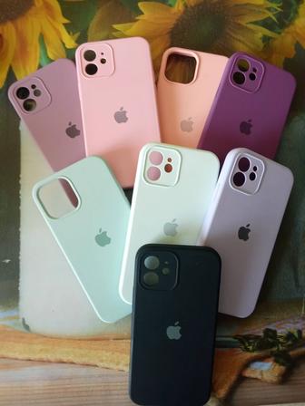 продам чехлы неа Айфон н