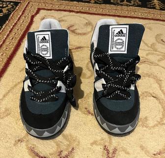 Продам кроссовки Adidas - новые!