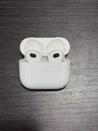 Продам наушники Air Pods 3