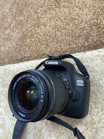 Canon 1300D