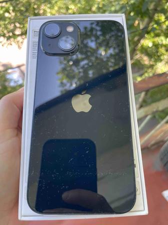 iPhone 13 в отличном состоянии
