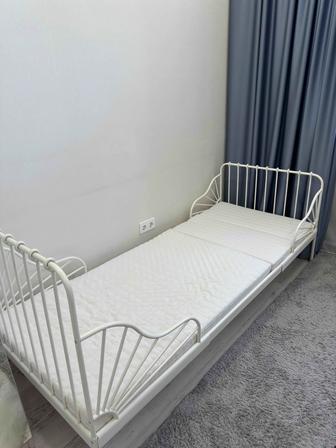Продам детскую кровать.