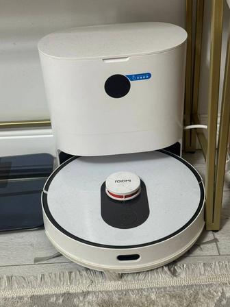 Робот пылесос