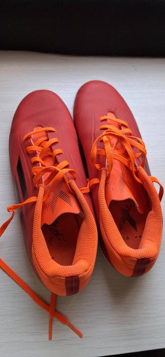 Кроссовки Adidas 40-41 размер
