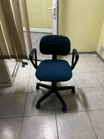 Продам кресло б/у