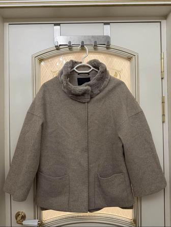 Элегантное женское пальто