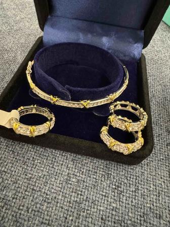 Продам набор серебро 925 пробы