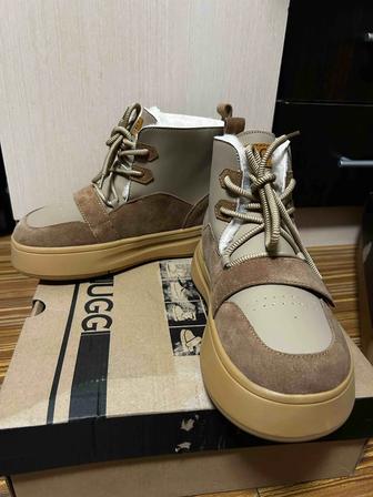 Продам новые натуральные угги