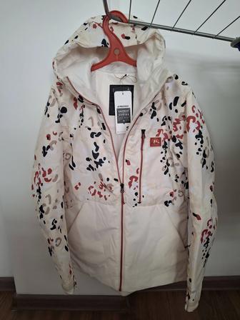 Продам куртку