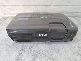 Продам проектор Epson -S92