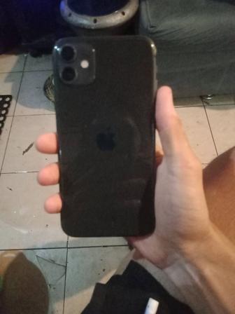 Продам iPhone 11