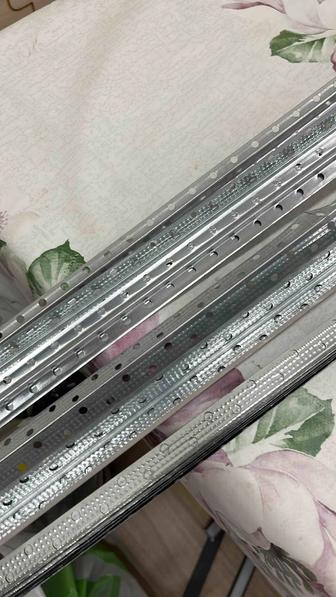 Продам профиля, вату, трубы и уголки