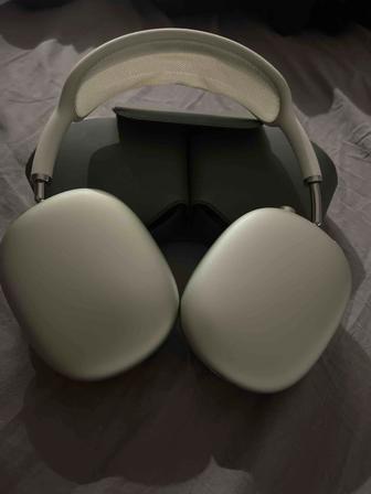 Продам AirPods Max зеленый