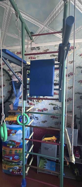 Продам шведскую стенку