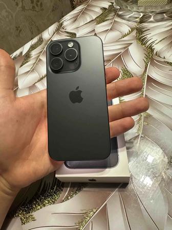iPhone 15 pro 90%