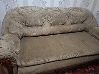 Продам мягкую мебель, б/у, в хорошем состоянии (диван, софа, кресло)