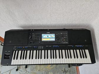 Продам yamaha psr sx700