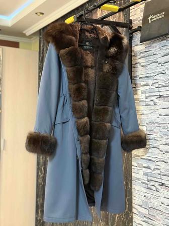 Продам парку натуральный песец