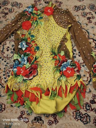 Купальник гимнастика