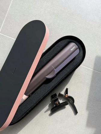 Dyson airstrait, Dyson Stylet