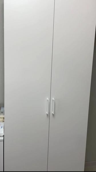 Шкаф
