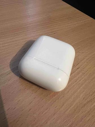 Продам наушники Airpods