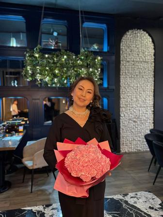 Қыз ұзату. Әнші