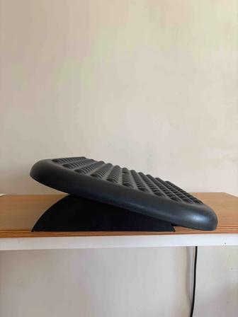 Подставка для ног Brauberg