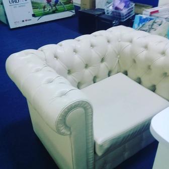 Перетяжка, ремонт мягкой мебели