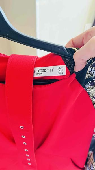 Нарядная итальянская платье