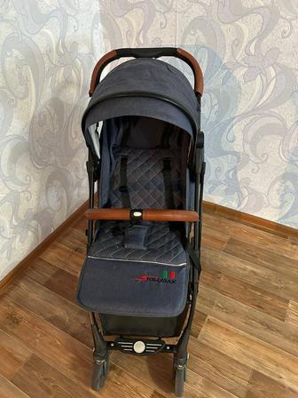 Продам почти новую коляску