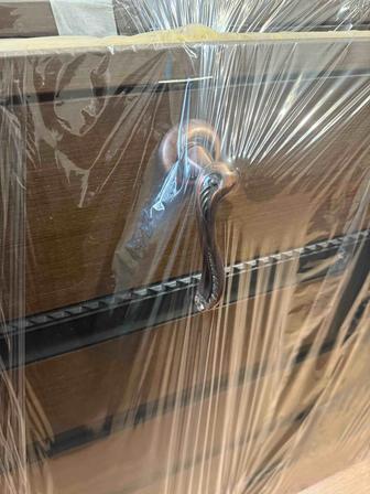 Двери Александрия