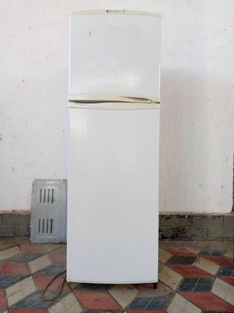 Холодильник Б У хорошем состоянии LG