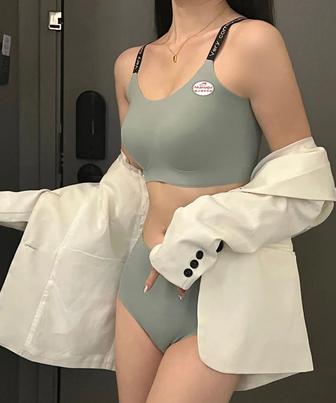 Комплект нижнего белья