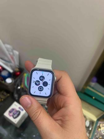Apple Watch 5 - 44